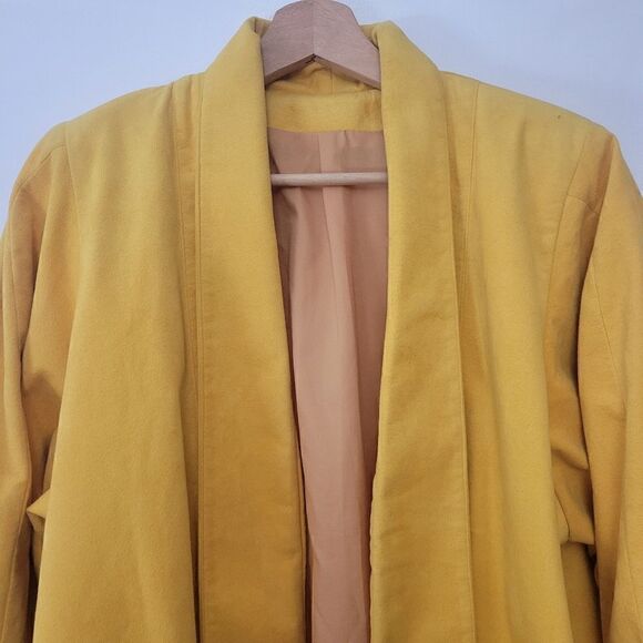 80s Retro Yellow Faux Suede Coat - Picture 5 of 16